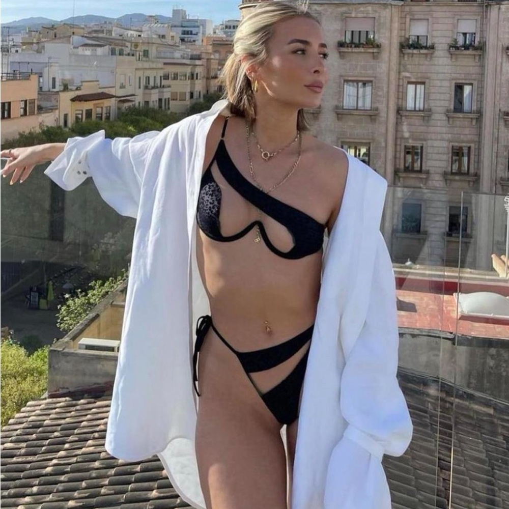 God Save Queens Bikini set - Picture 4 of 6
